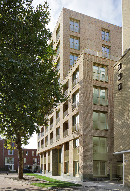 De Hartenrust Residential Building / van Bergen Kolpa architects De Hartenrust Residential Building / van Bergen Kolpa architects - Exterior Photography, Facade