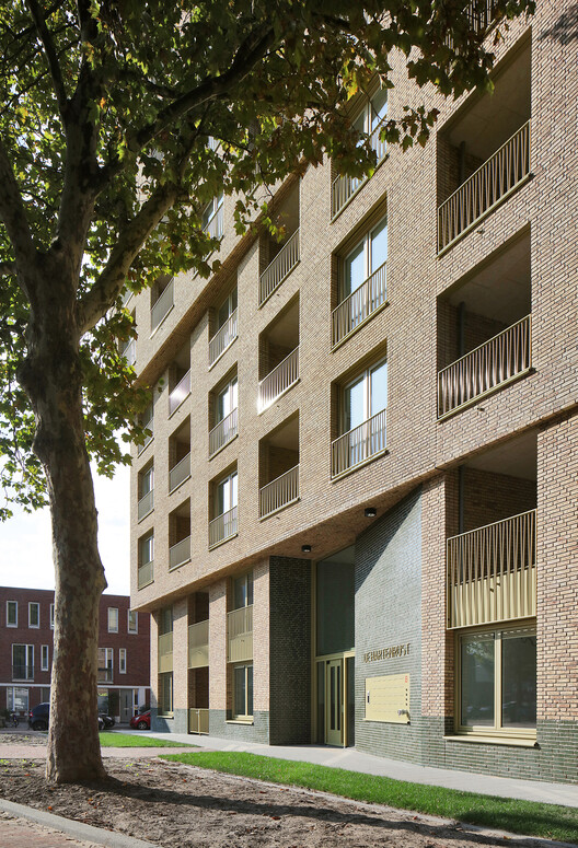 De Hartenrust Residential Building / van Bergen Kolpa architects De Hartenrust Residential Building / van Bergen Kolpa architects - Exterior Photography, Concrete