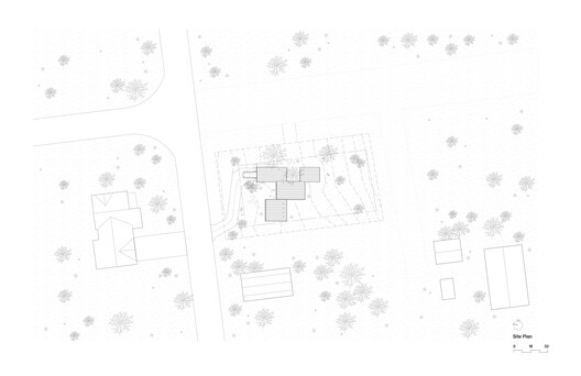 Staggered Cabin / Mork-Ulnes Architects  - Image 13 of 17
