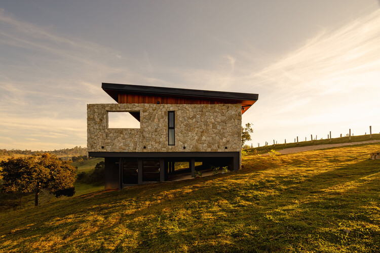Cabana Monet  / LEIVA arquitetura - Casas