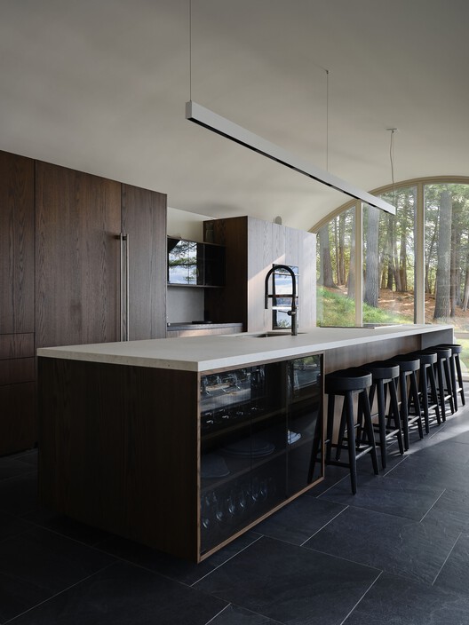 Maison de la Pointe / YH2 Architecture - Interior Photography, Kitchen, Wood, Countertop, Lighting, Glass