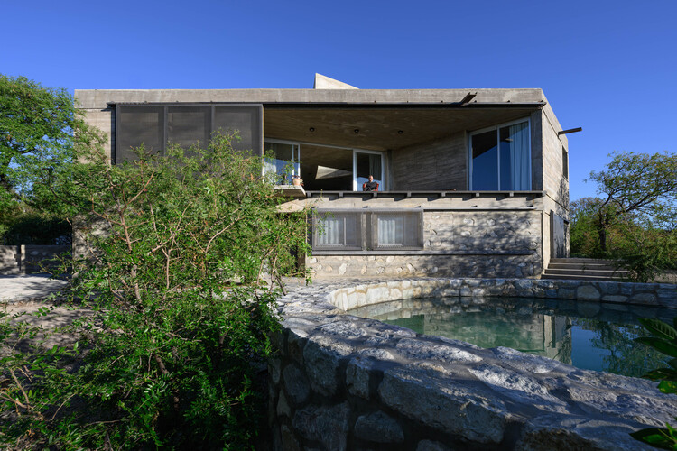 Casa Cósmica / Cristian Nanzer - fotografía exterior, hormigón
