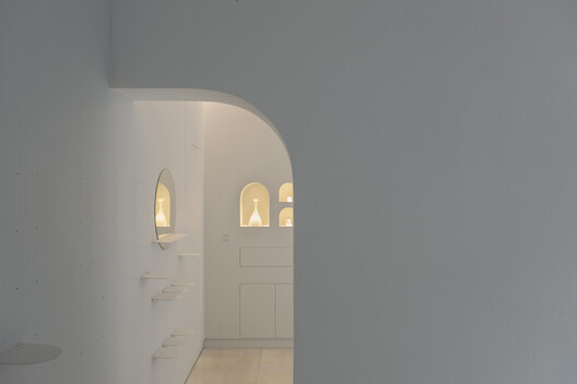 Evenly Lit, Not Overlit: Rethinking Brightness in Subtropical Cities - Image 2 of 13