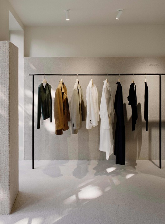 XiaoZhuo Flagship Store / Offhand Practice XiaoZhuo Flagship Store / Offhand Practice - Interior Photography, Closet