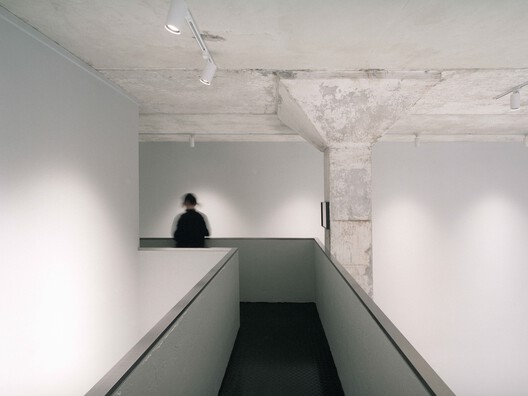 BROWNIE/Project / Offhand Practice - Interior Photography