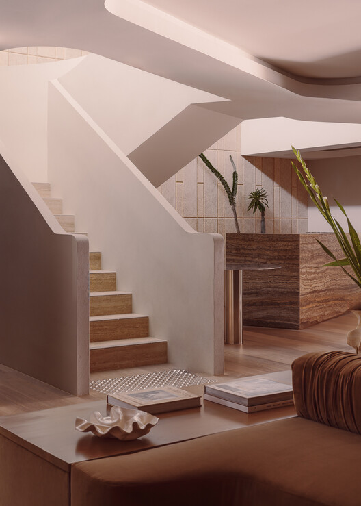 Brisbane Plastic & Cosmetic Surgery / Studio Collective - Image 10 of 24