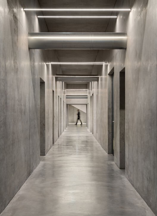 Thionville Multipurpose Sports Complex / Dominique Coulon & associés - Image 4 of 35