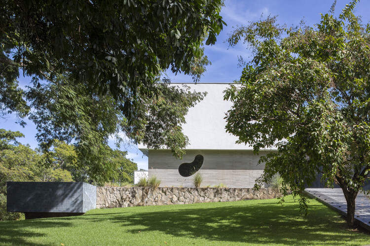 Casa GS / Estudio FP02 - Imagen 2 de 30