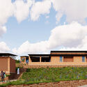Kéré Architecture Designs Healthcare Center in Burundi Using Regional Materials and Community-Based Construction - Image 1 of 4