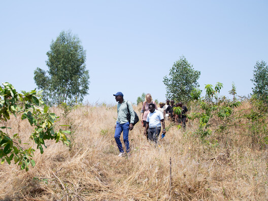 Kéré Architecture Designs Healthcare Center in Burundi Using Regional Materials and Community-Based Construction Kéré Architecture Designs Healthcare Center in Burundi Using Regional Materials and Community-Based Construction - Image 17 of 20