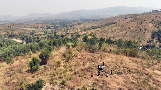 Kéré Architecture Designs Healthcare Center in Burundi Using Regional Materials and Community-Based Construction Kéré Architecture Designs Healthcare Center in Burundi Using Regional Materials and Community-Based Construction - Image 13 of 20