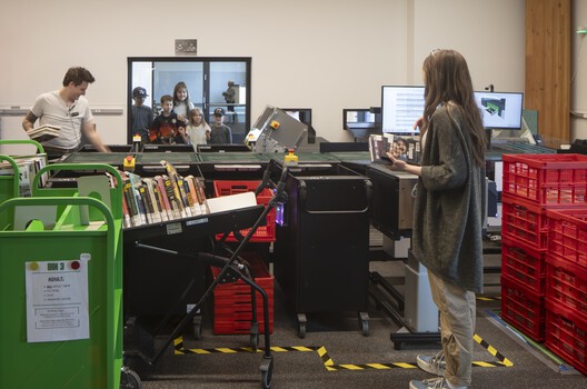 Redmond Library / Miller Hull Partnership Redmond Library / Miller Hull Partnership - Interior Photography, Chair