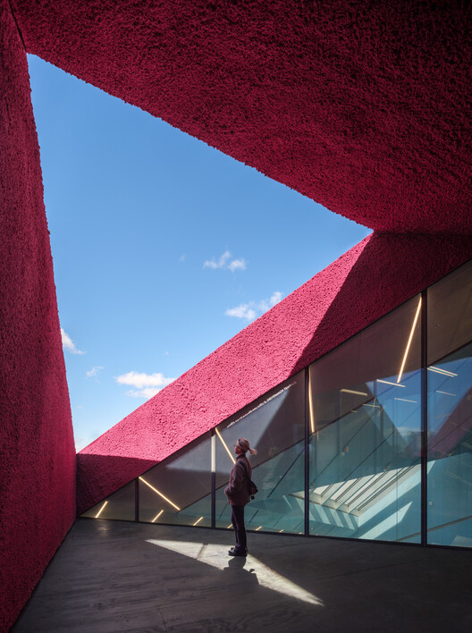 New Museum of Contemporary Art / OMA - Exterior Photography, Concrete