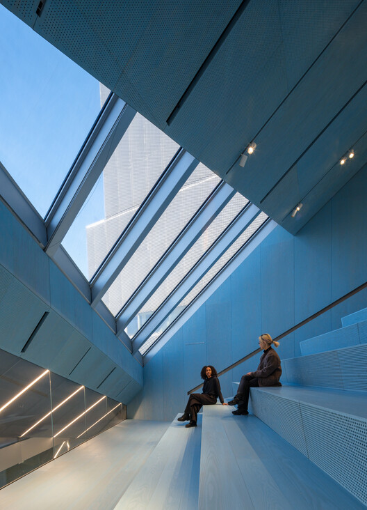 New Museum of Contemporary Art / OMA - Interior Photography, Glass