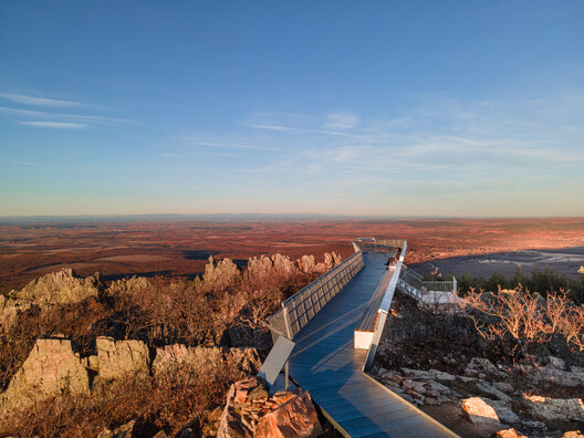 Architectures of the Gaze: 25 Viewpoints for Experiencing the Landscape - Image 38 of 41