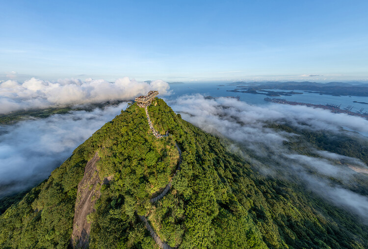 Architectures of the Gaze: 25 Viewpoints for Experiencing the Landscape - Featured Image