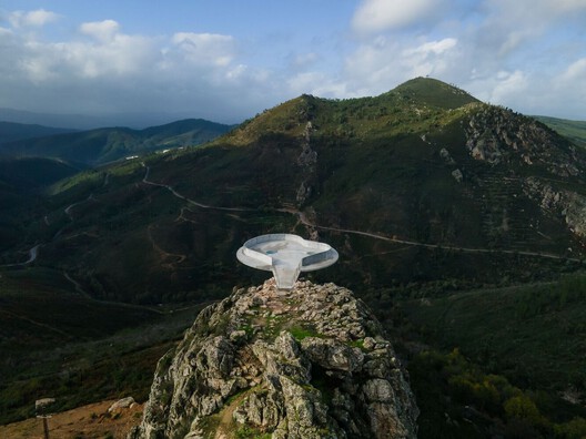 Architectures of the Gaze: 25 Viewpoints for Experiencing the Landscape - Image 29 of 41