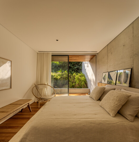 Casa da Represa / Bernardes Arquitetura - Fotografia de Interiores, Dormitório, Cama, Madeira