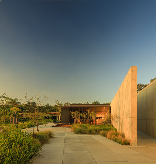 Casa da Represa / Bernardes Arquitetura - Fotografia de Exterior