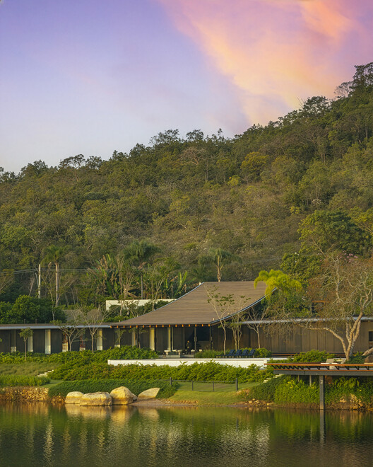 Casa da Represa / Bernardes Arquitetura - Imagem 16 de 19