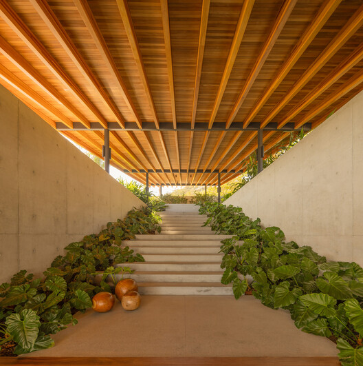 Casa da Represa / Bernardes Arquitetura - Imagem 3 de 19