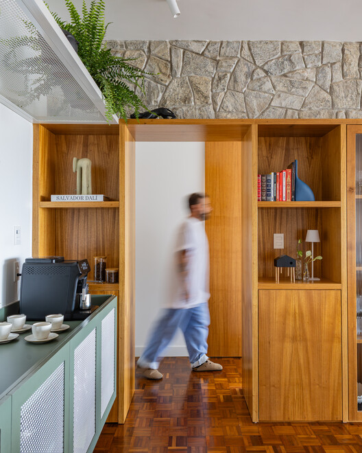 Parquet Apartment / Nó Arquitetura Parquet Apartment / Nó Arquitetura - Interior Photography, Wood, Glass