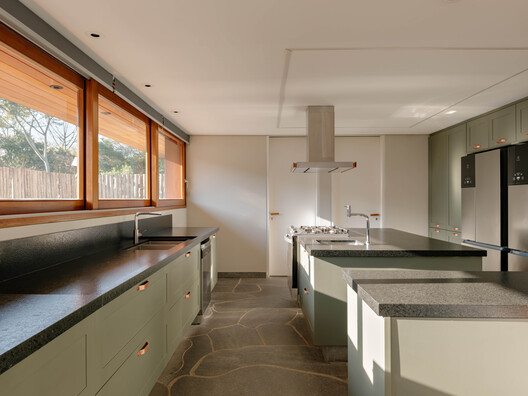 Country House in the Interior of São Paulo / DB Arquitetos - Interior Photography, Kitchen, Countertop, Wood, Lighting, Sink