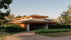Country House in the Interior of São Paulo / DB Arquitetos