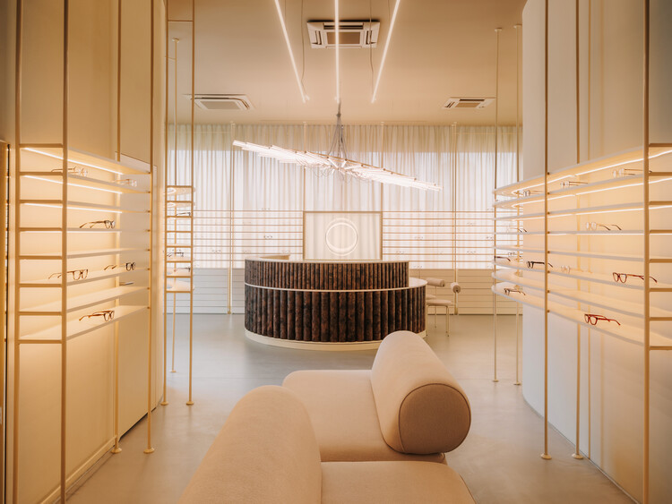 Auga Optical Salon / Znamy się - Store