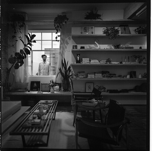 Tupy Apartment / Estúdio Artigas - Lighting, Table, Chair