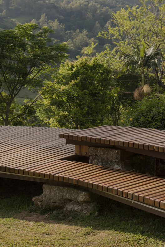 Compass Bonfire / messina | rivas - Image 8 of 19