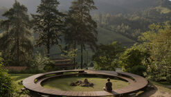 Compass Bonfire / messina | rivas