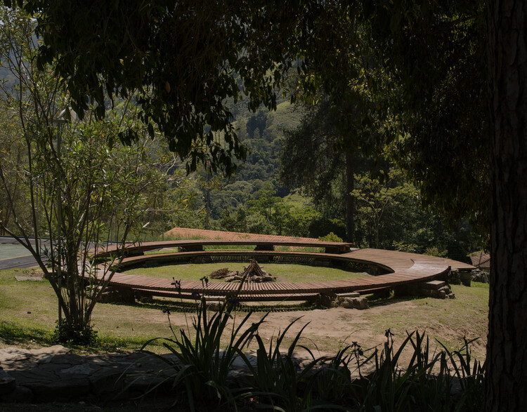 Compass Bonfire / messina | rivas - Image 6 of 19