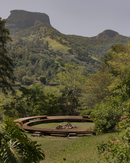 Compass Bonfire / messina | rivas - Image 5 of 19