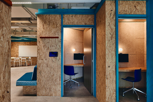 Today Design Workspace / studio edwards - Image 26 of 33