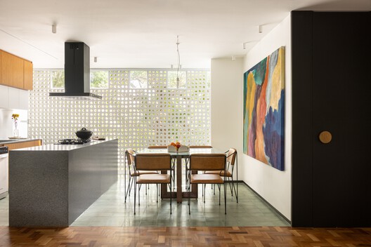 Apartamento Oriba / Lez Arquitetura - Fotografía interior, Mesas, Iluminación, Sillas, Vidrio