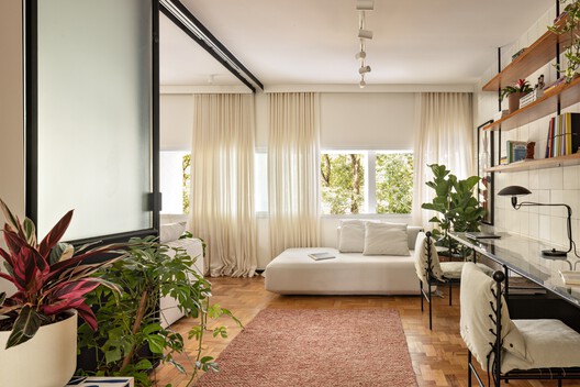 Apartamento Oriba / Lez Arquitetura - Fotografía interior, Iluminación, Mesas, Sillones