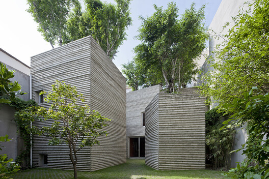 Building with Trees: Rethinking Architecture’s Relationship to Site - Image 2 of 13