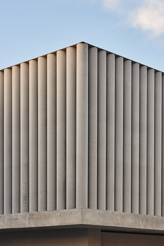 Concrete Curtain House  / FGR Architects - Exterior Photography