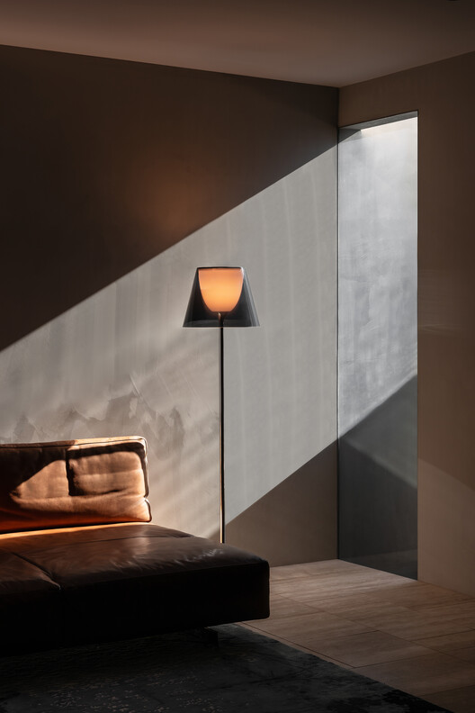 Concrete Curtain House  / FGR Architects - Interior Photography, Living Room