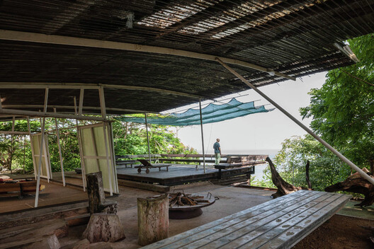 Negotiating Boundaries: Climate and the Building Envelope in Central American Architecture - Image 11 of 11