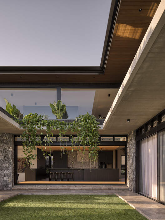 Vespa House / Habitat Studio Architects - Image 10 of 25