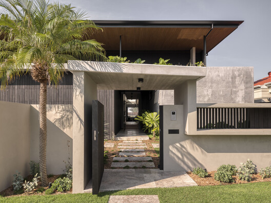 Vespa House / Habitat Studio Architects - Image 6 of 25