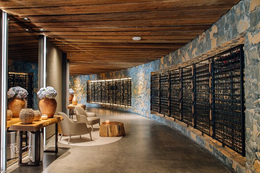 Cave Terramilia / MOS Arquitetos - Fotografia de Exterior, Madeira