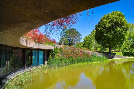 Cave Terramilia / MOS Arquitetos - Imagem 2 de 18