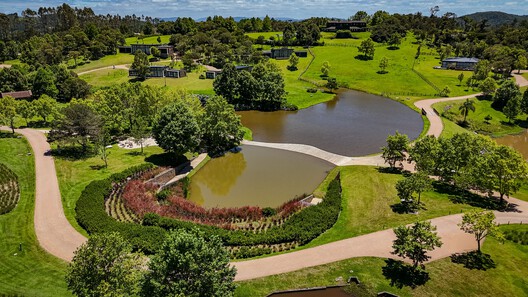 © Guilherme Llantada e Acervo Fiori