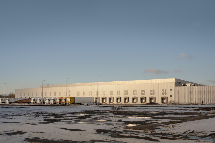 Logistics Landscapes: The Architecture of the 24-Hour Supply Chain - Featured Image