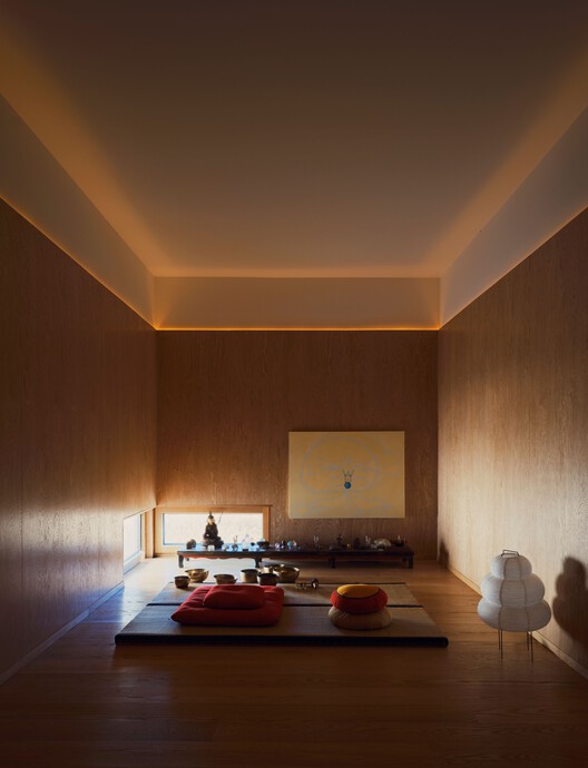 Artist Residence and Studio in NY / Horizontal Design - Image 13 of 25