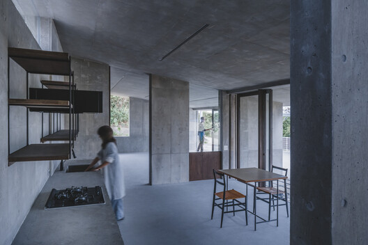 Overlap no Ma House / IGArchitects - Image 4 of 33