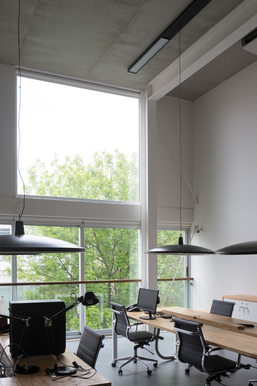Oficinas Mandarina / Clusellas Ades - Interior Photography, Lighting, Chair, Table